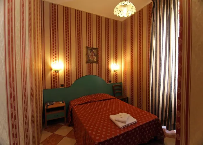 Otel Hollywood