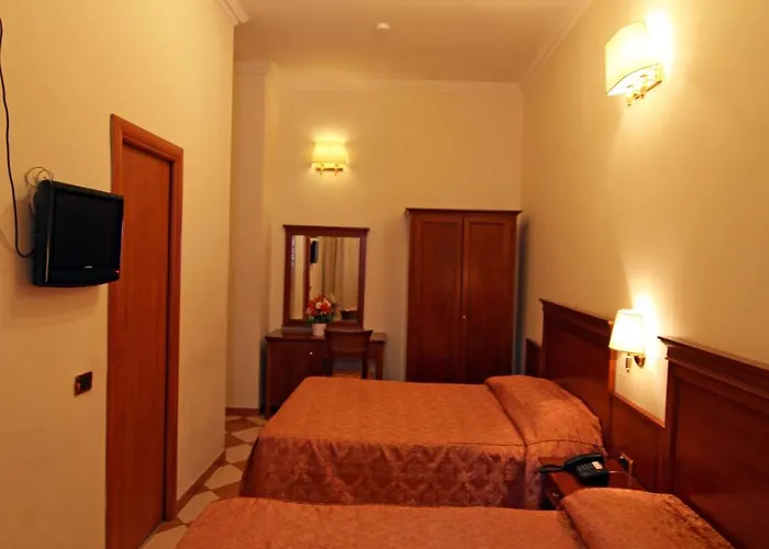 Hollywood Otel